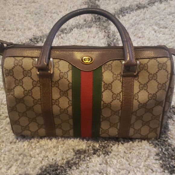 Gucci Handbags - Vintage Gucci purse